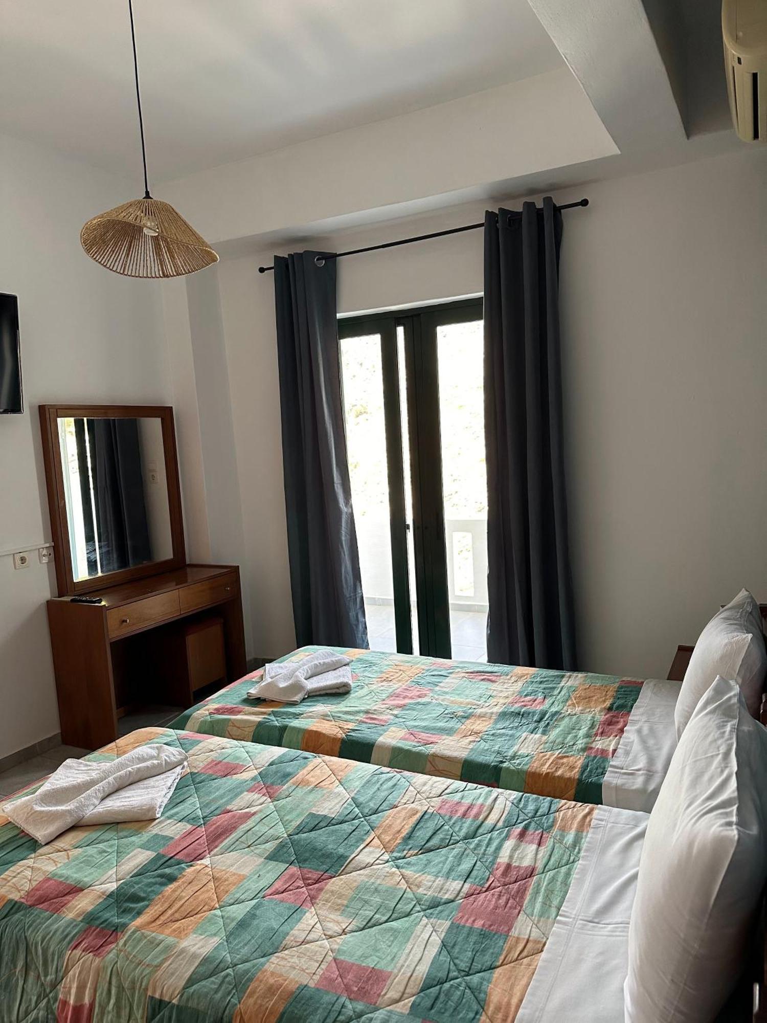 Appartement 4Seasons Sfakia à Chora Sfakion Extérieur photo