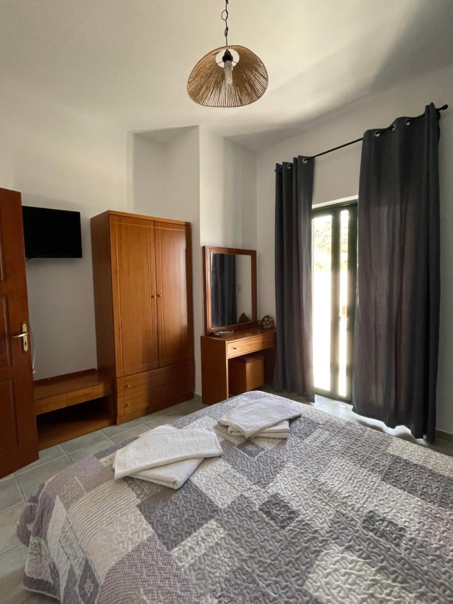 Appartement 4Seasons Sfakia à Chora Sfakion Extérieur photo