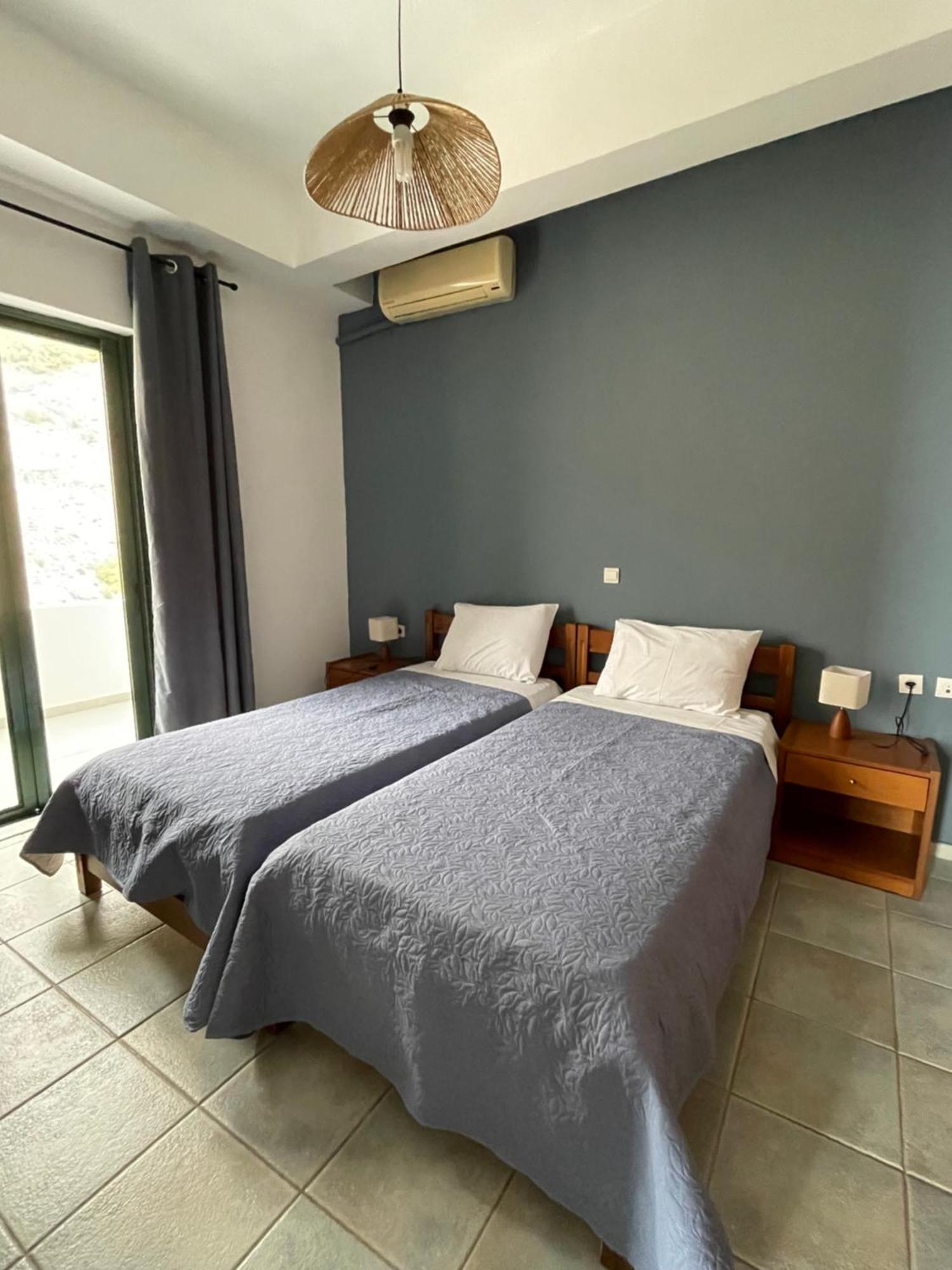 Appartement 4Seasons Sfakia à Chora Sfakion Extérieur photo